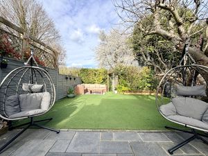 Photo 21- click for photo gallery